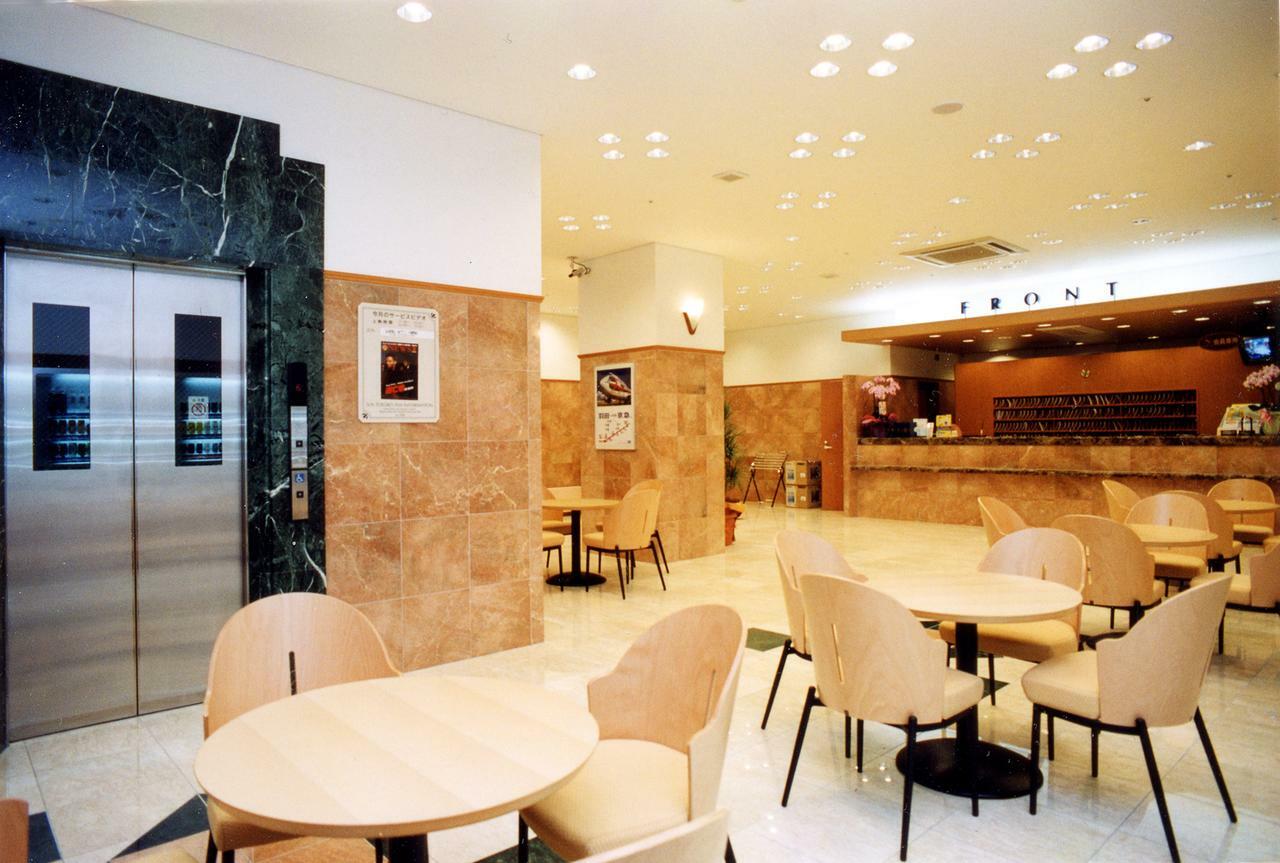 Toyoko Inn Tokyo Shinagawa Aomono-Yokocho-Eki Bagian luar foto