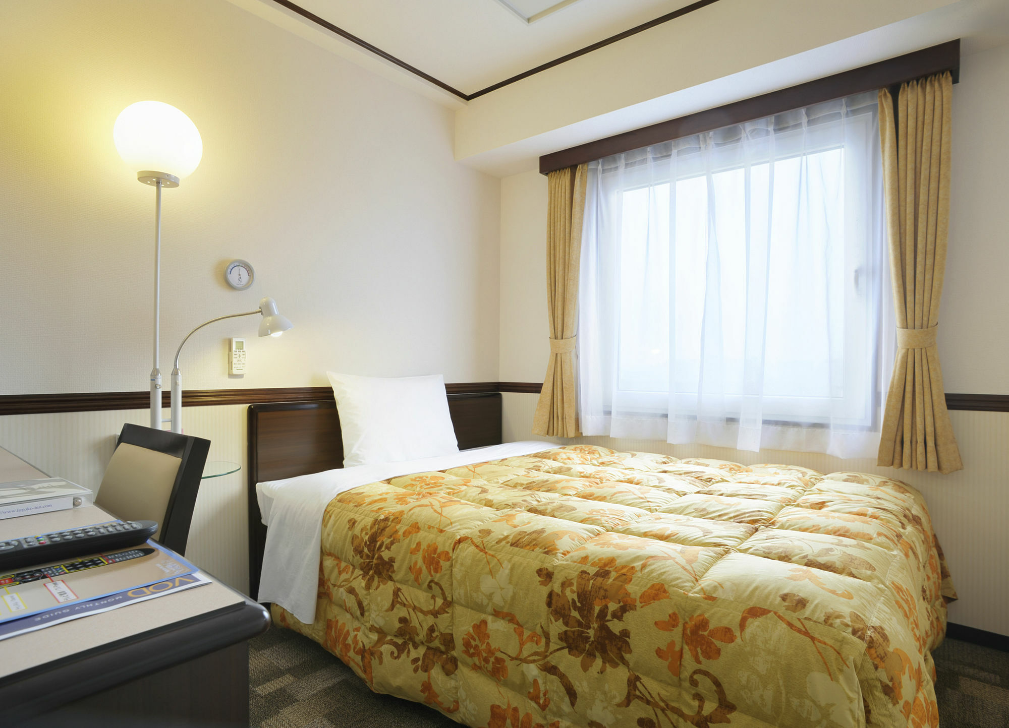 Toyoko Inn Tokyo Shinagawa Aomono-Yokocho-Eki Bagian luar foto
